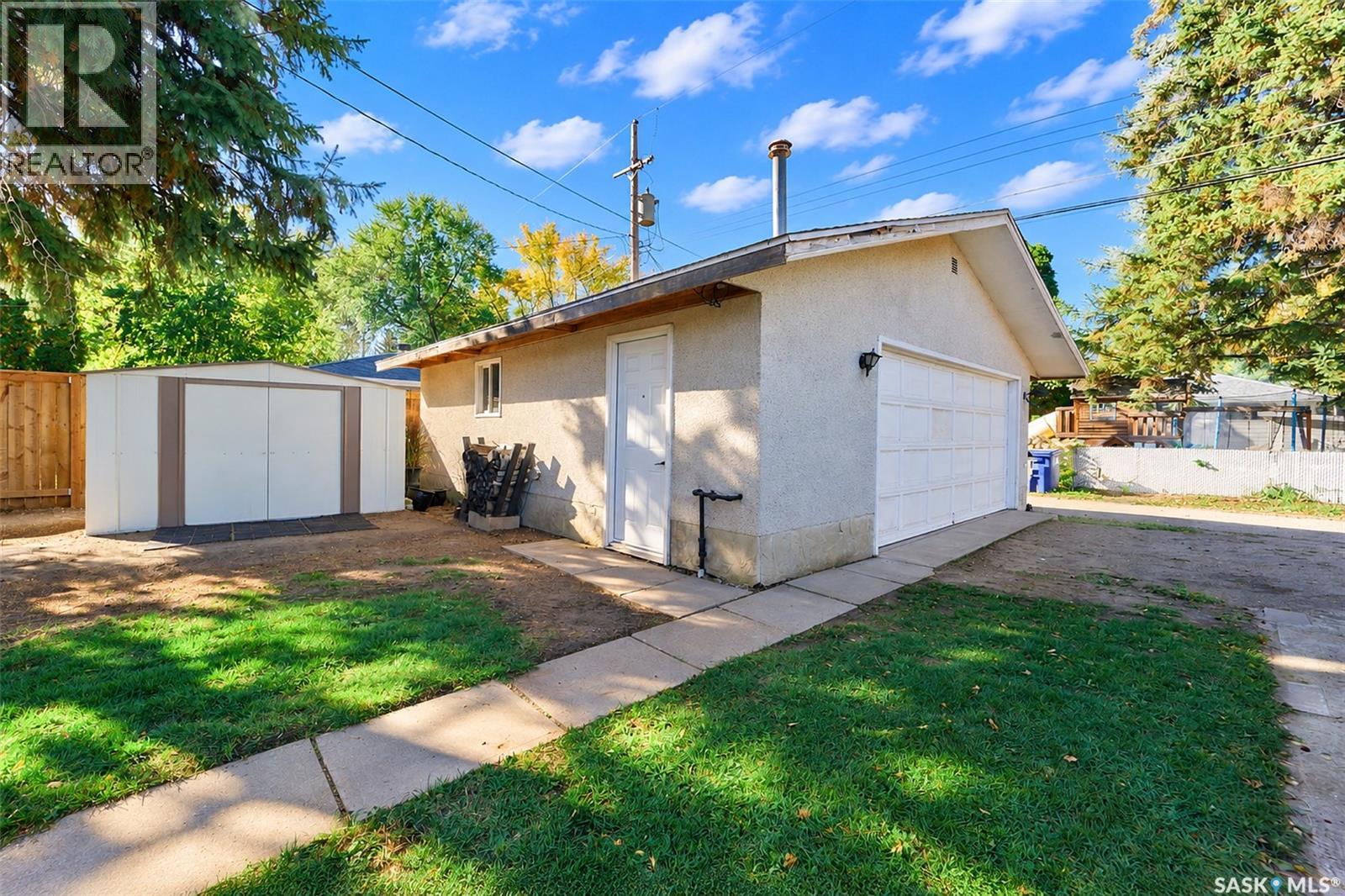 2510 Wiggins Avenue S, Saskatoon, Saskatchewan  S7J 1X4 - Photo 48 - SK050336