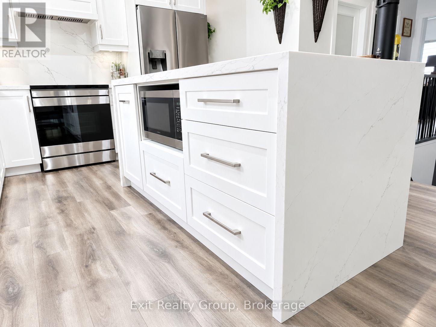 46 Birchmount Street, Quinte West, Ontario  K9V 0C6 - Photo 5 - X13866728