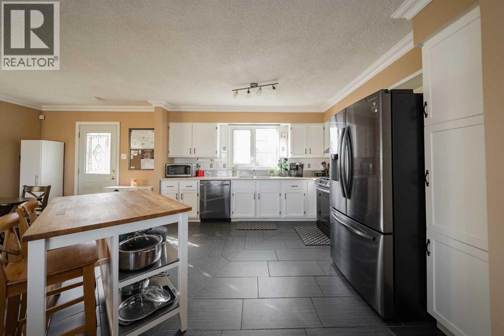 133 Whiteoak Garden, Fort Mcmurray, Alberta  t9k 1a7 - Photo 8 - A2349338