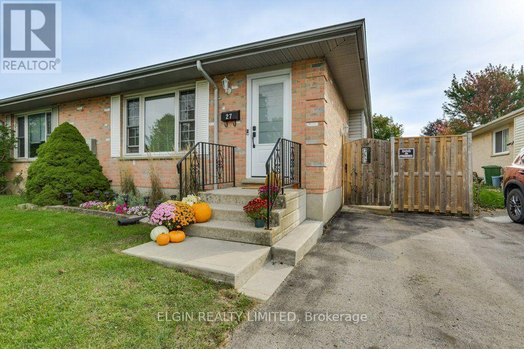 27 Carrie Crescent