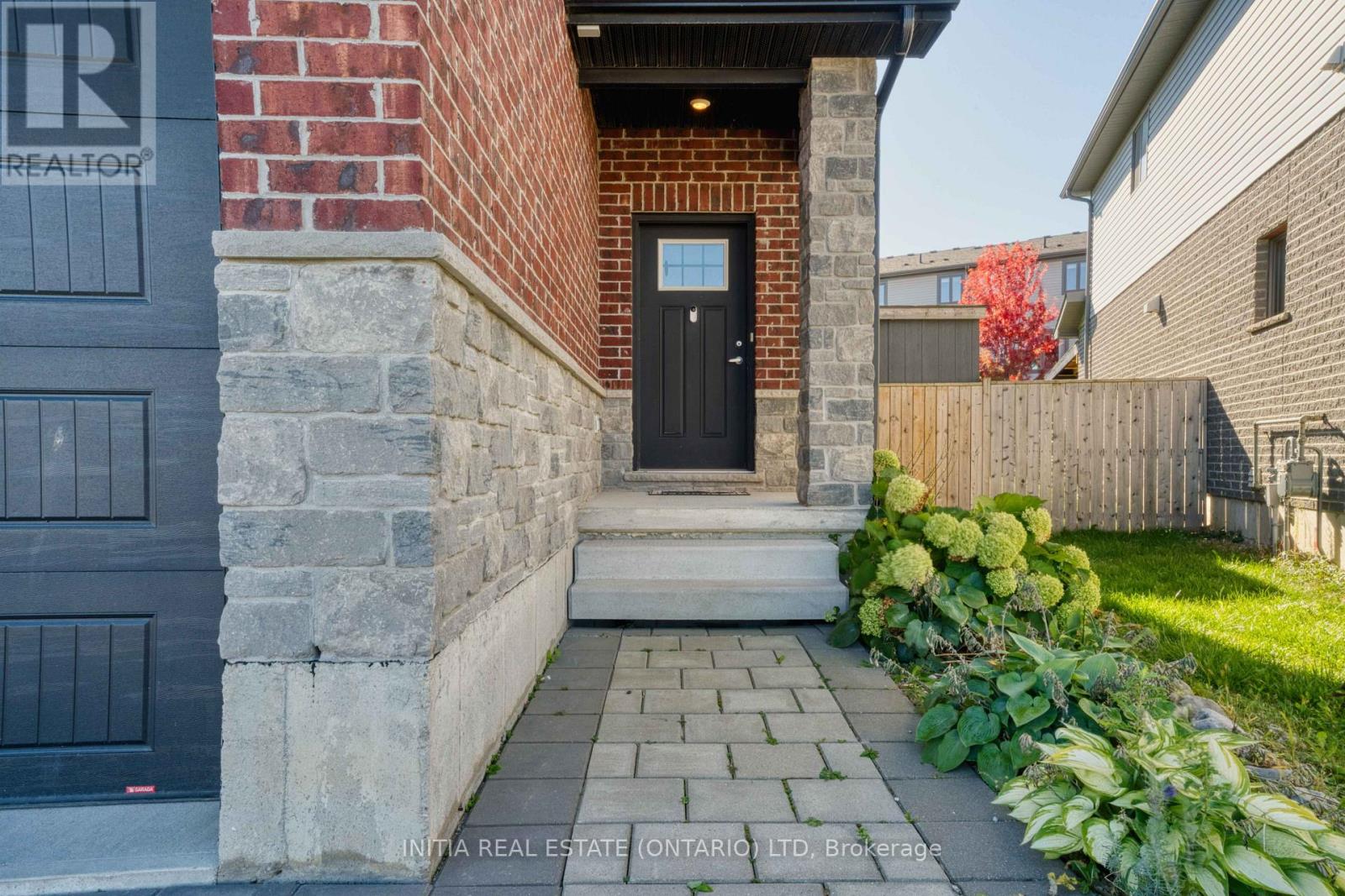 571 Freeport Street, London North, Ontario  N6G 5B1 - Photo 2 - X13866738