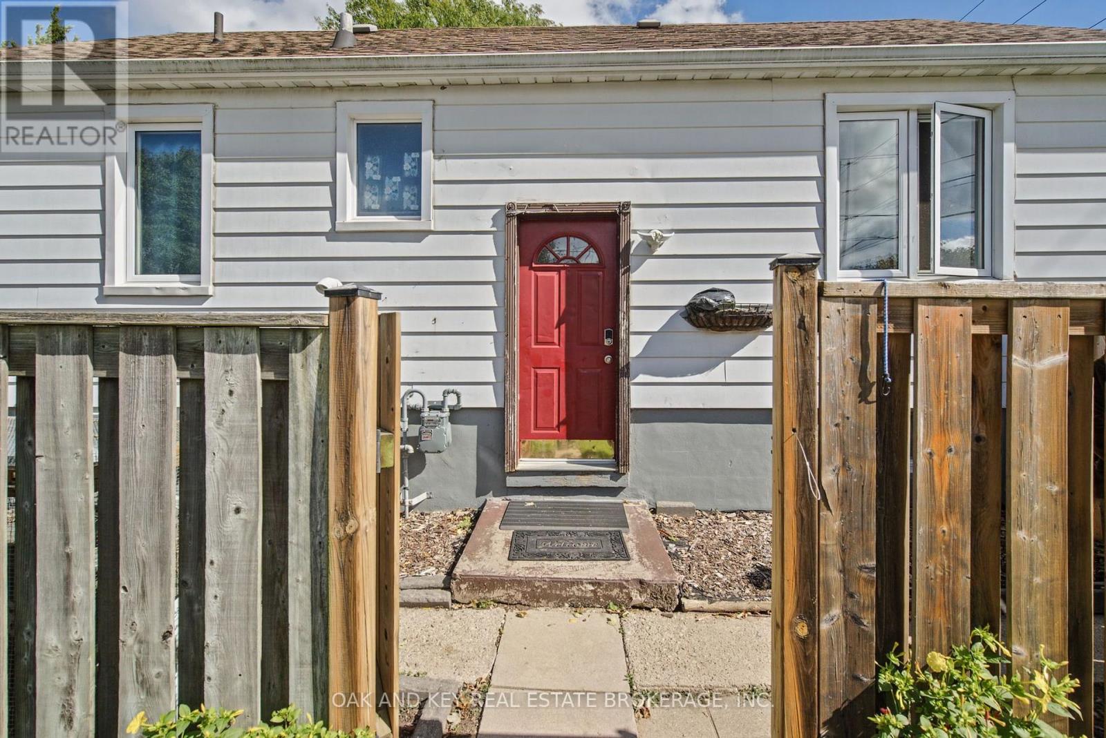 708 Cheapside Street, London East, Ontario  N5Y 3Y5 - Photo 3 - X13866774