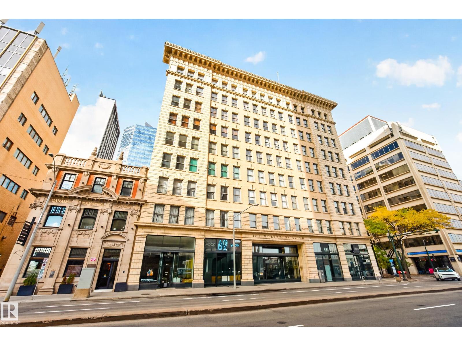 #806 10134 100 ST NW