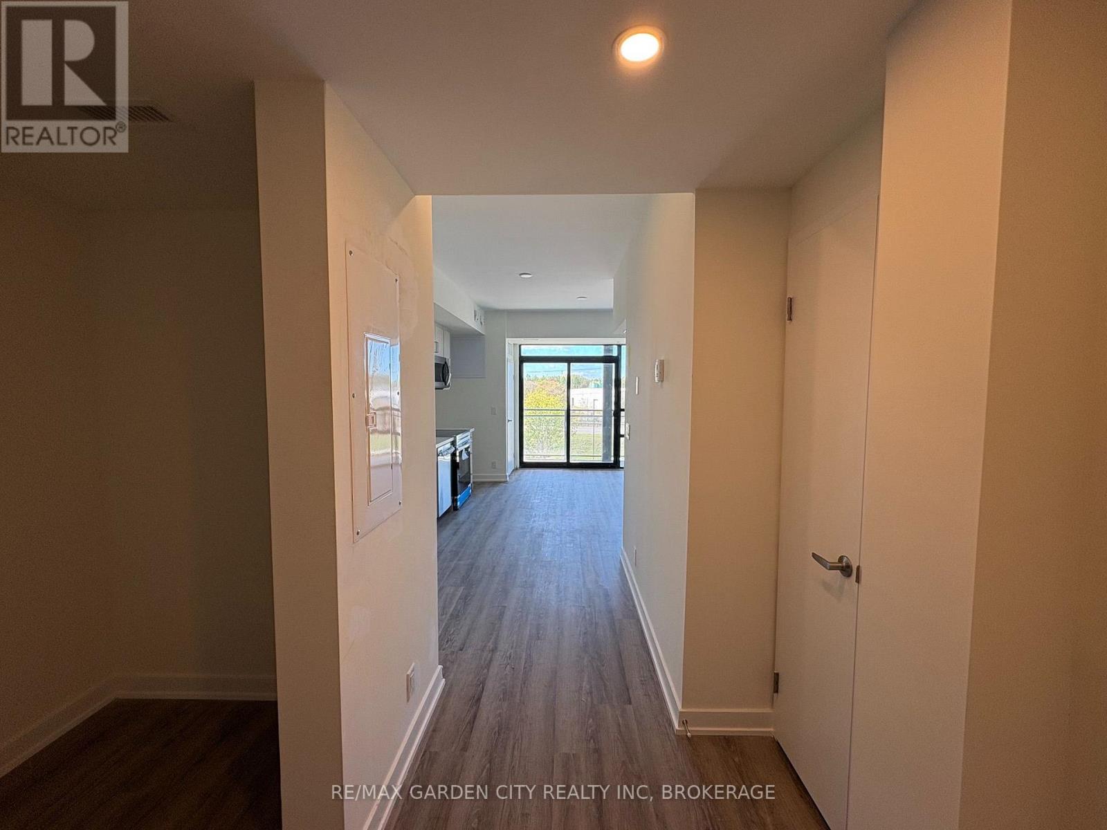 326 - 350 Prince Charles Drive, Welland, Ontario  L3C 7B3 - Photo 4 - X13866746