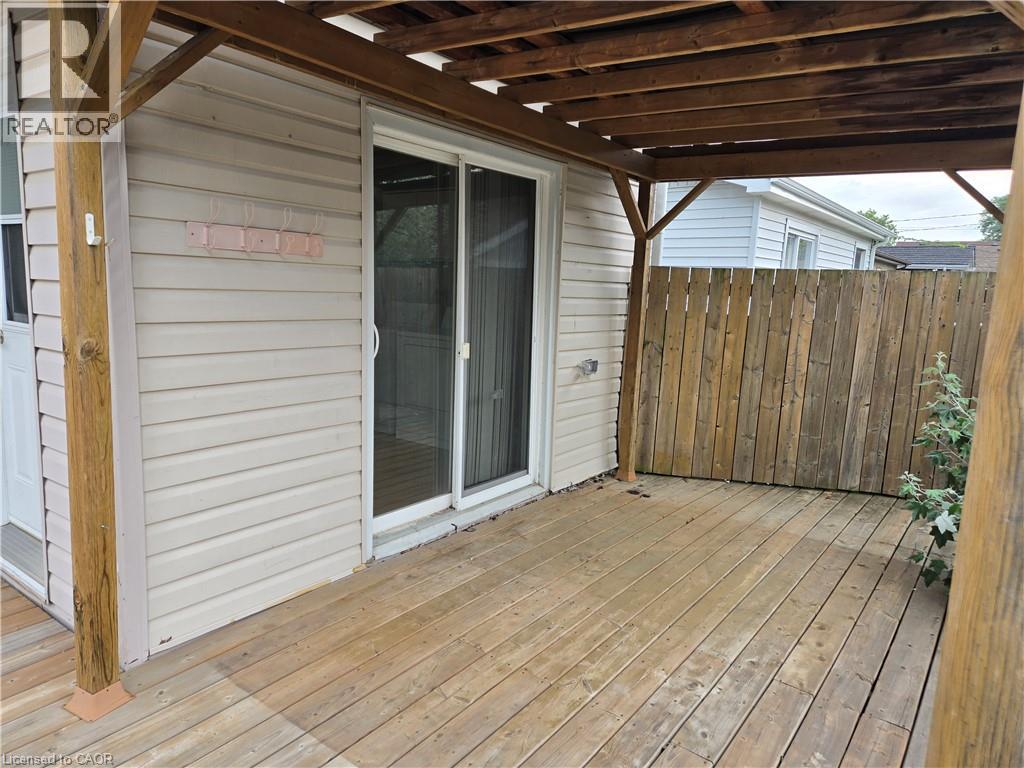325 Simpson Avenue, Welland, Ontario  L3B 4Y7 - Photo 4 - 40869344