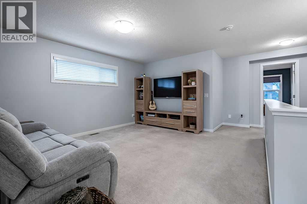 118 Mist Mountain Rise, Okotoks, Alberta  T1S 5P6 - Photo 20 - A2350383
