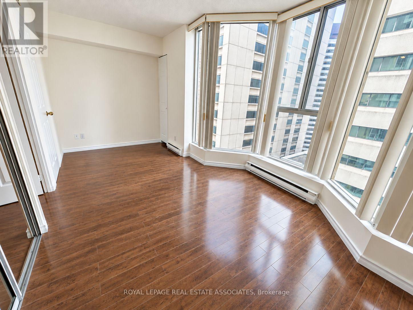 1805 - 55 Centre Avenue, Toronto, Ontario  M5G 2H5 - Photo 8 - C13866674