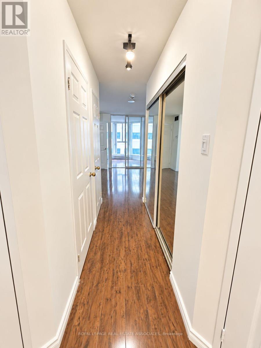 1805 - 55 Centre Avenue, Toronto, Ontario  M5G 2H5 - Photo 9 - C13866674