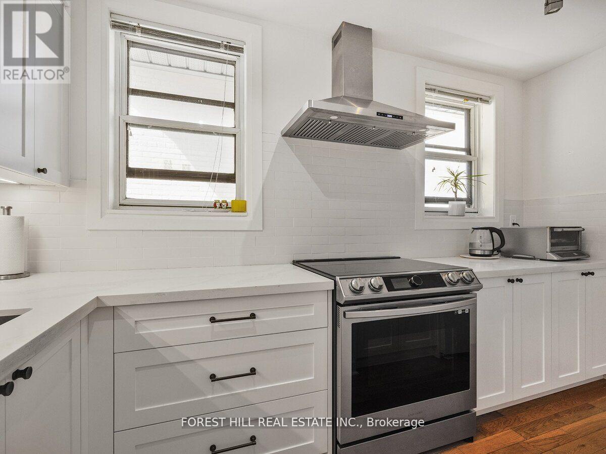 2nd & 3rd Floor - 14b Glenview Avenue, Toronto, Ontario  M4R 1P6 - Photo 10 - C13866706