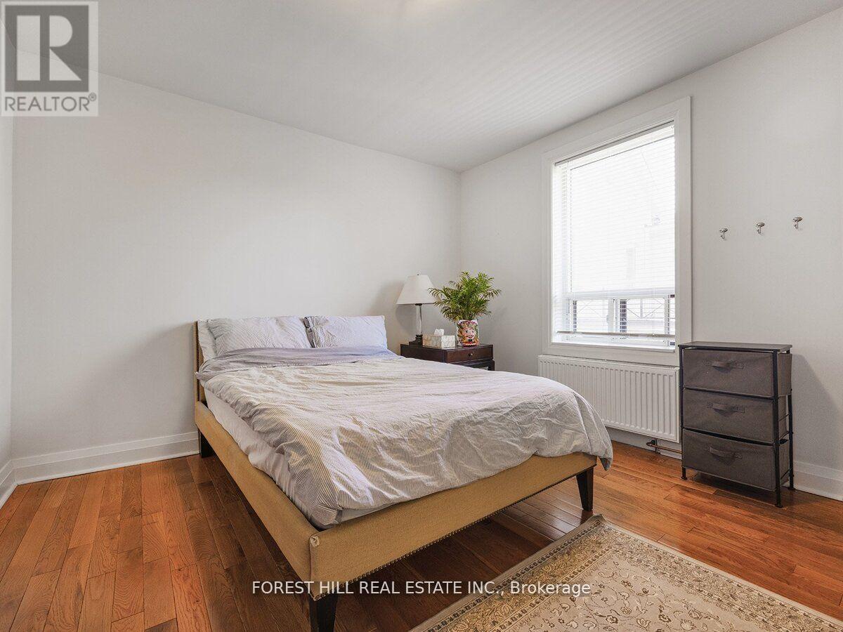2nd & 3rd Floor - 14b Glenview Avenue, Toronto, Ontario  M4R 1P6 - Photo 16 - C13866706