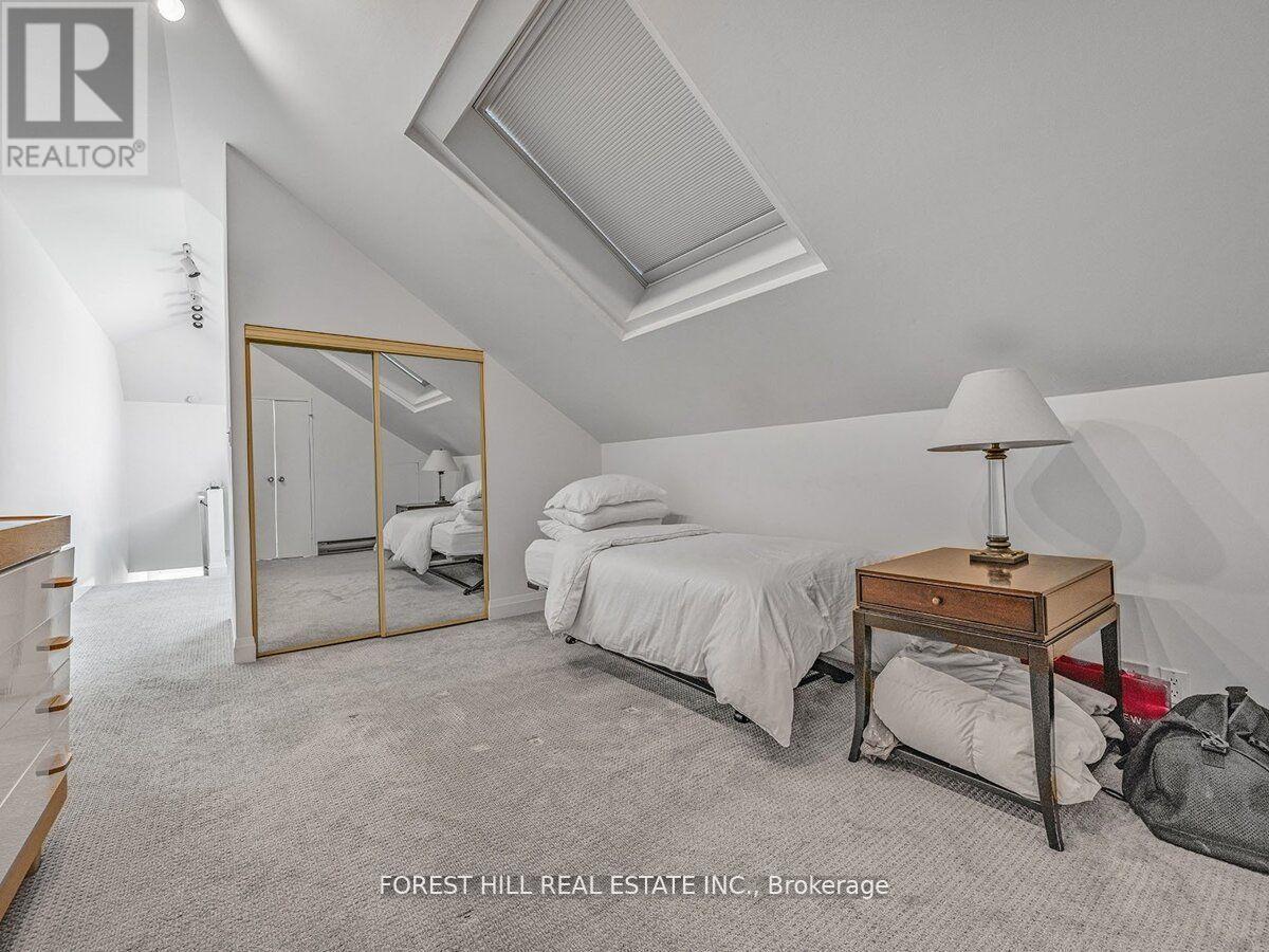 2nd & 3rd Floor - 14b Glenview Avenue, Toronto, Ontario  M4R 1P6 - Photo 19 - C13866706