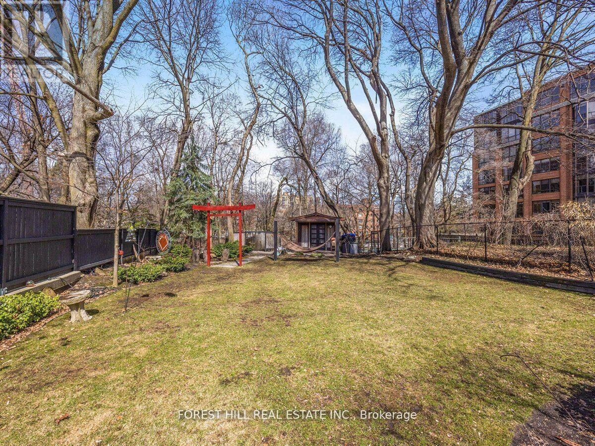2nd & 3rd Floor - 14b Glenview Avenue, Toronto, Ontario  M4R 1P6 - Photo 30 - C13866706