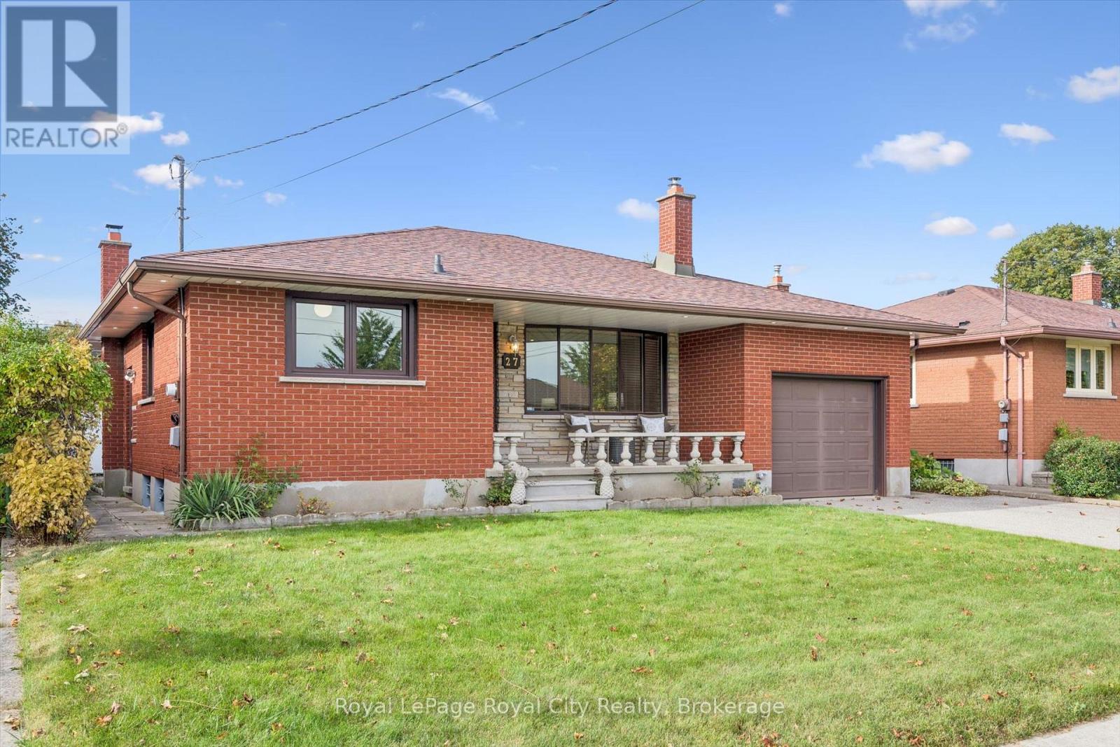 27 Palermo Crescent, Guelph, Ontario N1E 2J8 - Photo 3 - X13866484