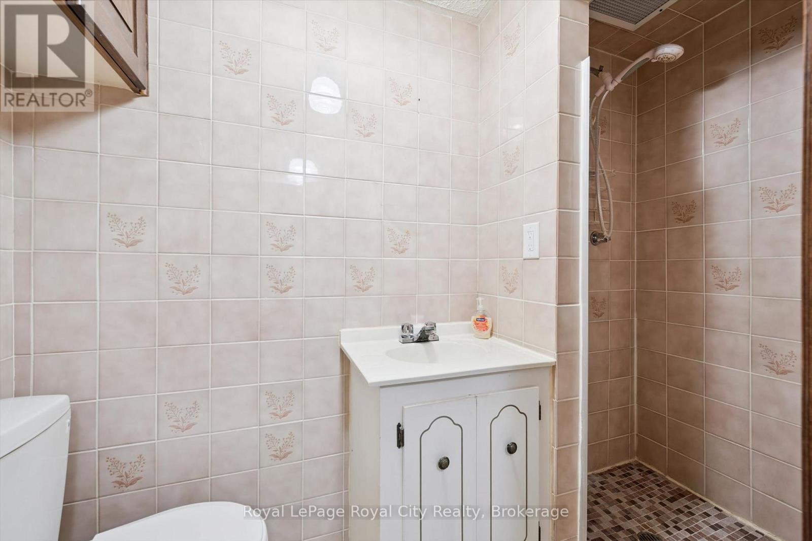 27 Palermo Crescent, Guelph, Ontario N1E 2J8 - Photo 32 - X13866484