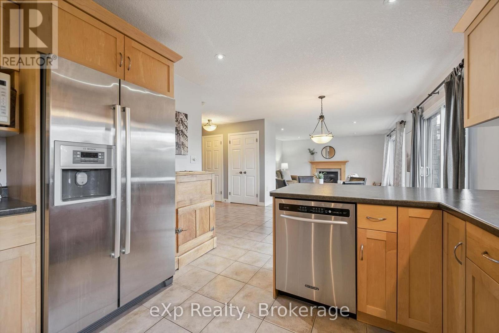 128 Keating Drive, Centre Wellington, Ontario  N0B 1S0 - Photo 12 - X13866722