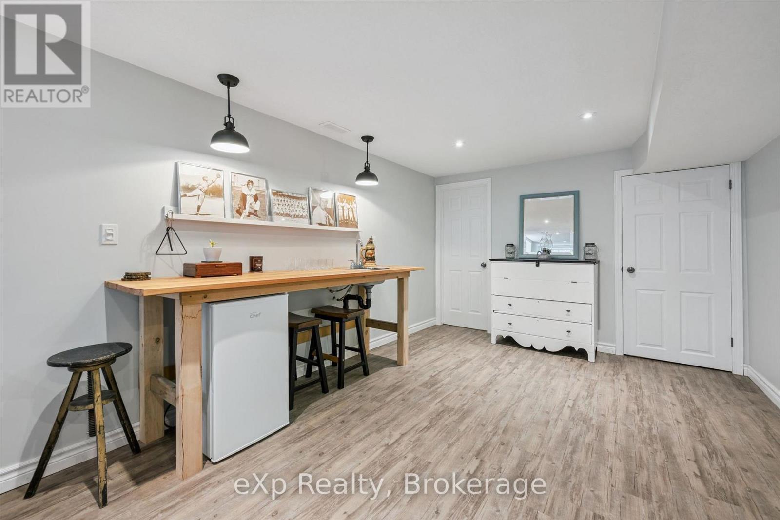 128 Keating Drive, Centre Wellington, Ontario  N0B 1S0 - Photo 34 - X13866722