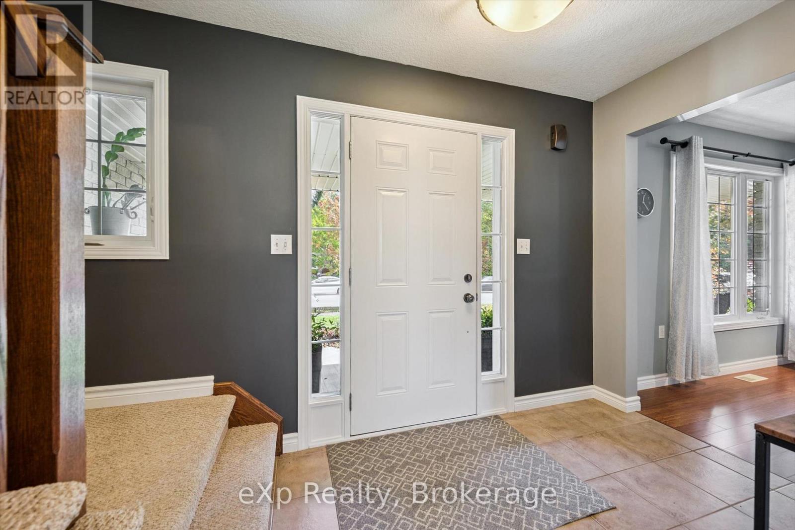 128 Keating Drive, Centre Wellington, Ontario  N0B 1S0 - Photo 6 - X13866722