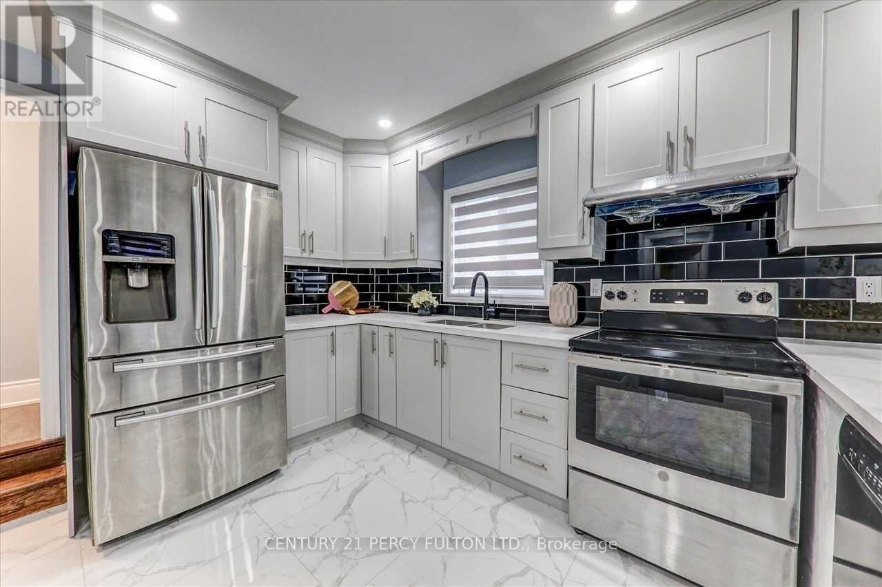 Main - 212 Burk Street, Oshawa, Ontario  L1J 4C3 - Photo 10 - E13866606