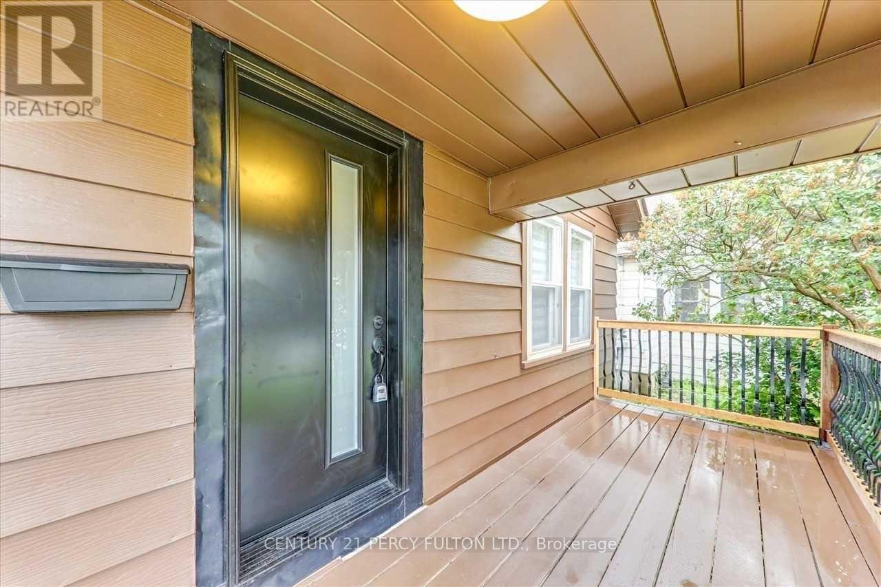 Main - 212 Burk Street, Oshawa, Ontario  L1J 4C3 - Photo 2 - E13866606