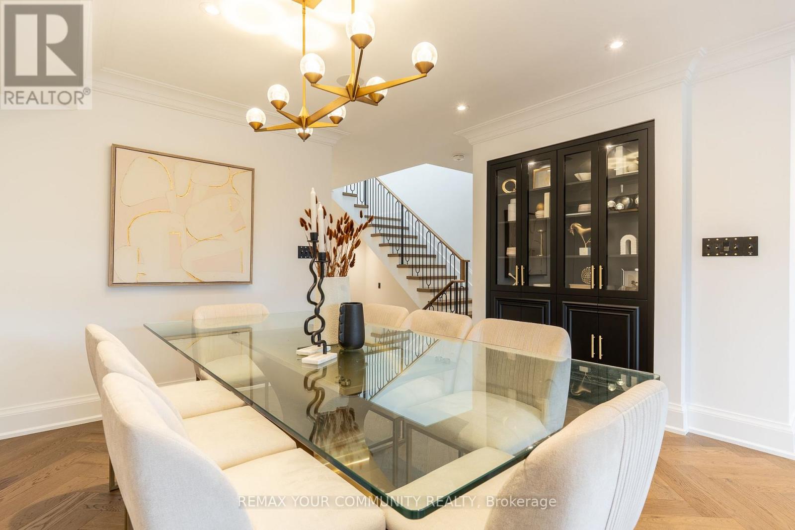 263 Linsmore Crescent, Toronto, Ontario  M4J 4L6 - Photo 8 - E13866696