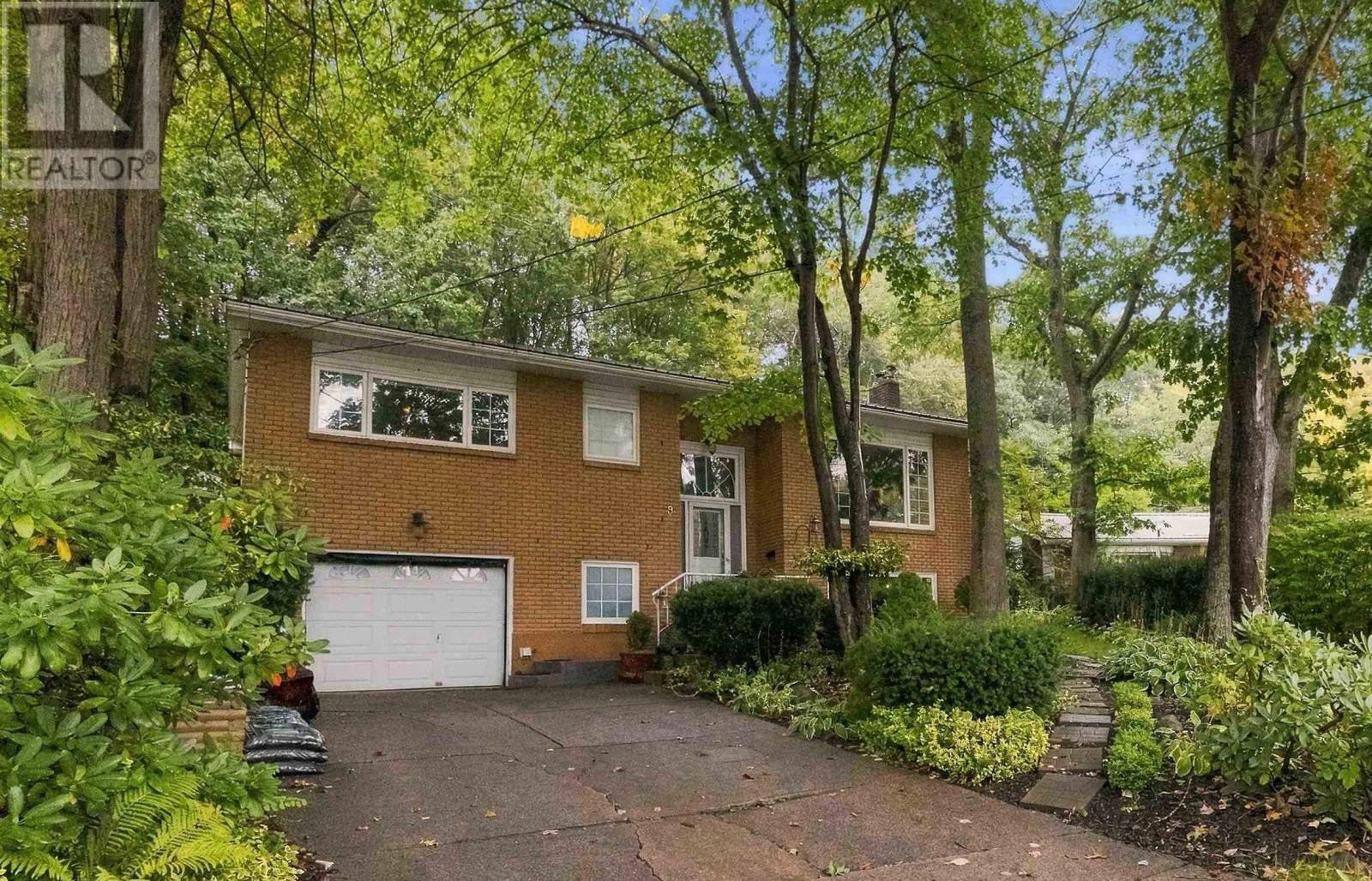 9 Evans Court, Dartmouth, Nova Scotia  B2X 2T5 - Photo 1 - 202625224