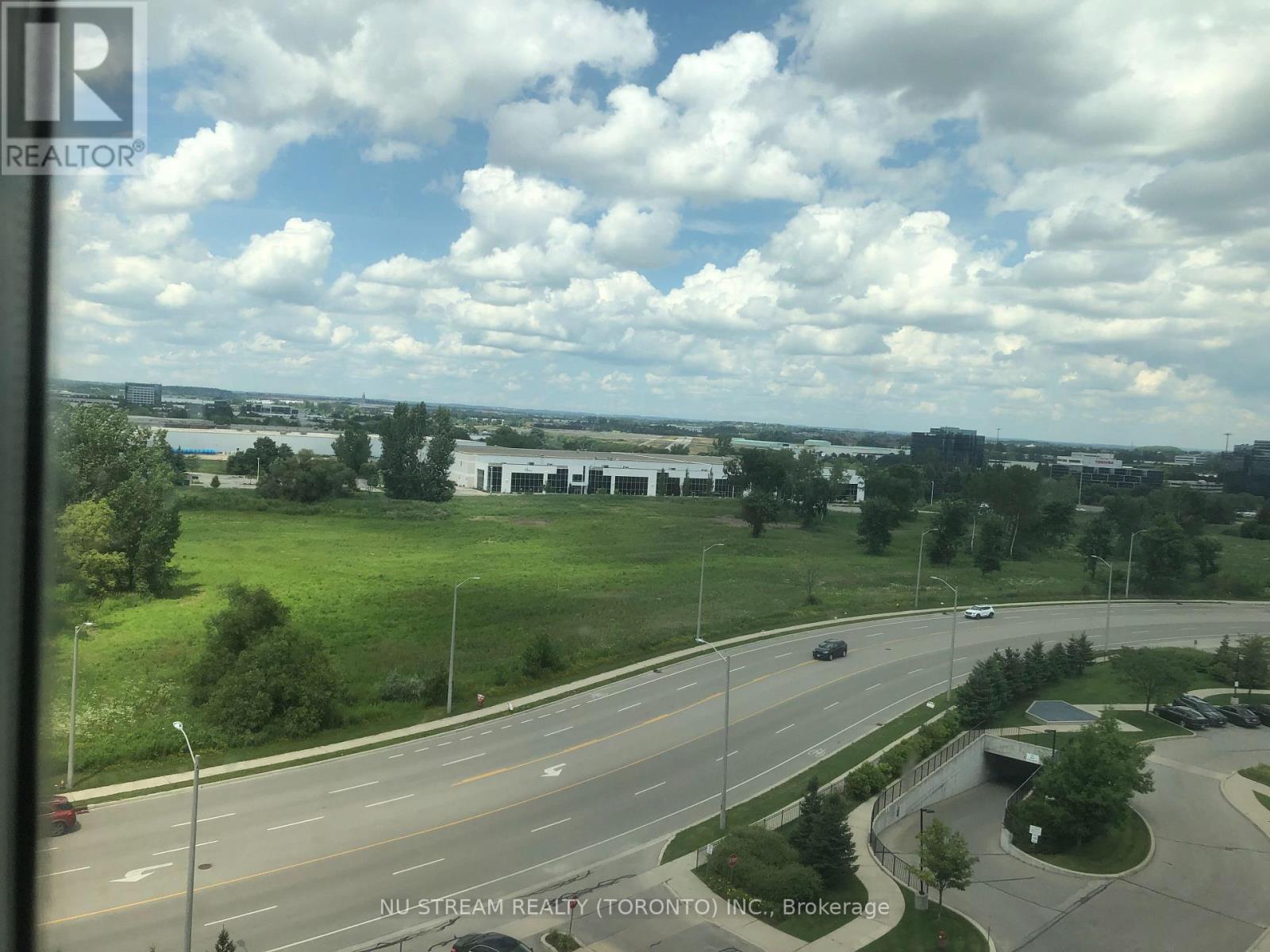 921 - 75 Norman Bethune Avenue, Richmond Hill (Beaver Creek Business Park), Ontario  L4B 0B6 - Photo 9 - N13866456