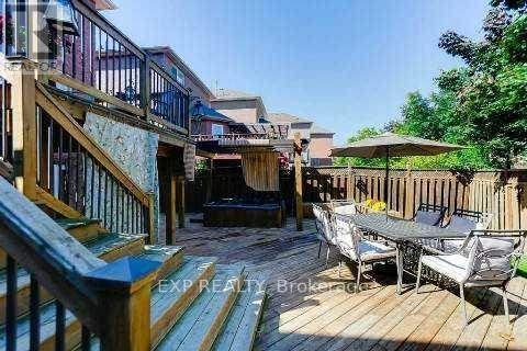 345 Rushbrook Drive, Newmarket, Ontario  L3X 2B9 - Photo 3 - N13866486