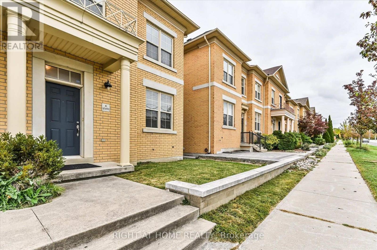 10490 Victoria Square Boulevard, Markham, Ontario  L6C 0A4 - Photo 2 - N13866534