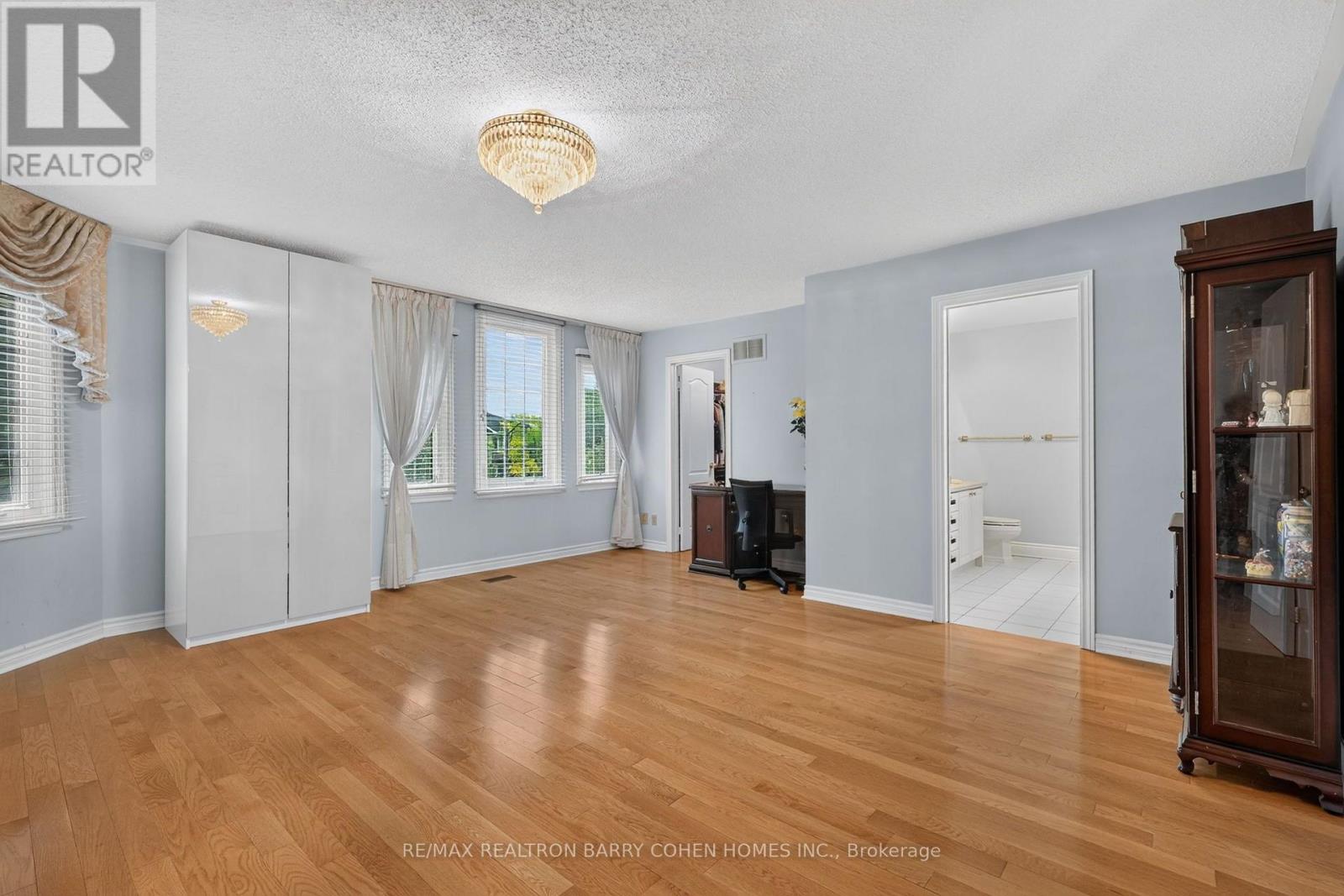 50 Oakhurst Drive, Vaughan (Beverley Glen), Ontario  L4J 7V3 - Photo 11 - N13866614
