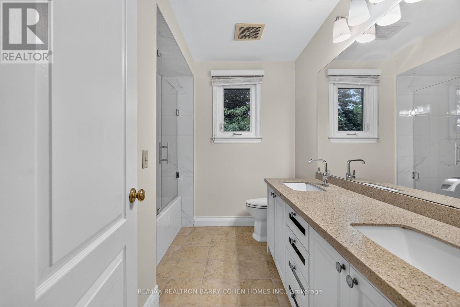 50 Oakhurst Drive, Vaughan (Beverley Glen), Ontario  L4J 7V3 - Photo 14 - N13866614
