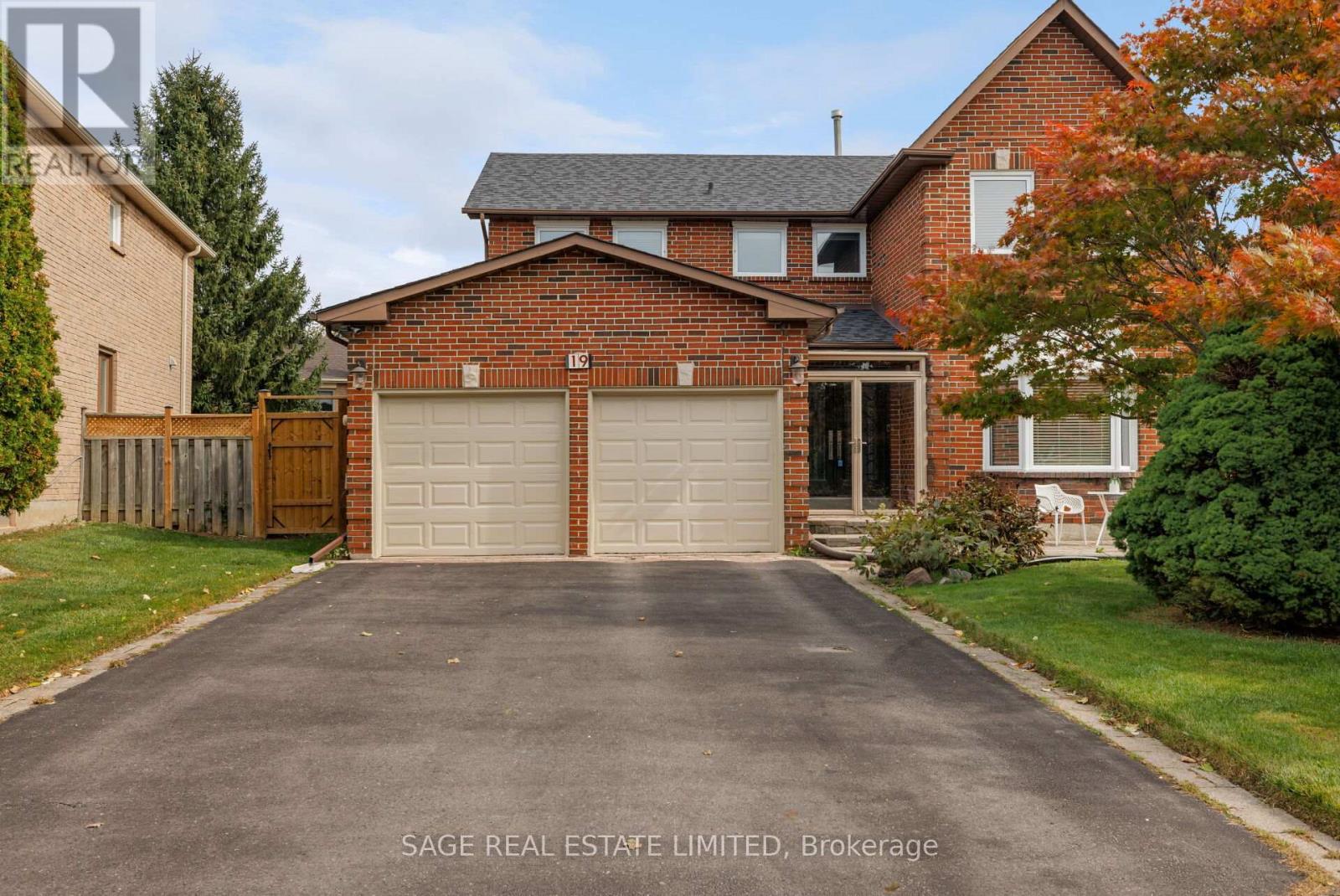 19 Cummings Court, Markham, Ontario  L3T 6S5 - Photo 2 - N13866716