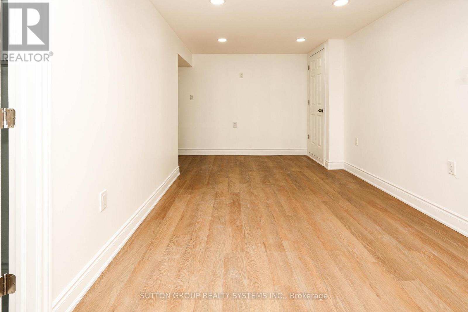4118 Teakwood Drive, Mississauga, Ontario  L5C 3L6 - Photo 18 - W13866530