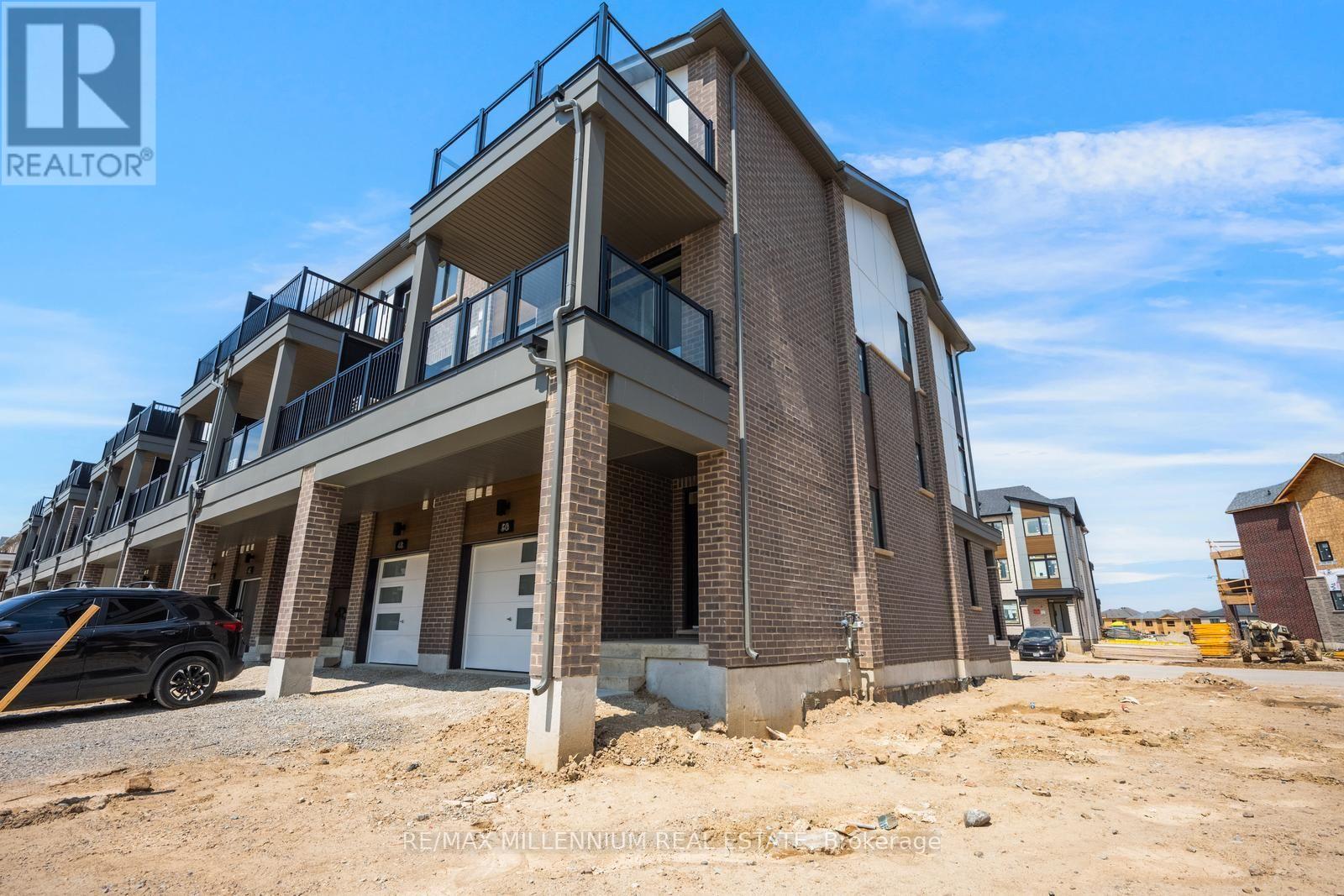 Main - 50 Thornbird Crescent, Brampton, Ontario  L7A 0B8 - Photo 2 - W13866584