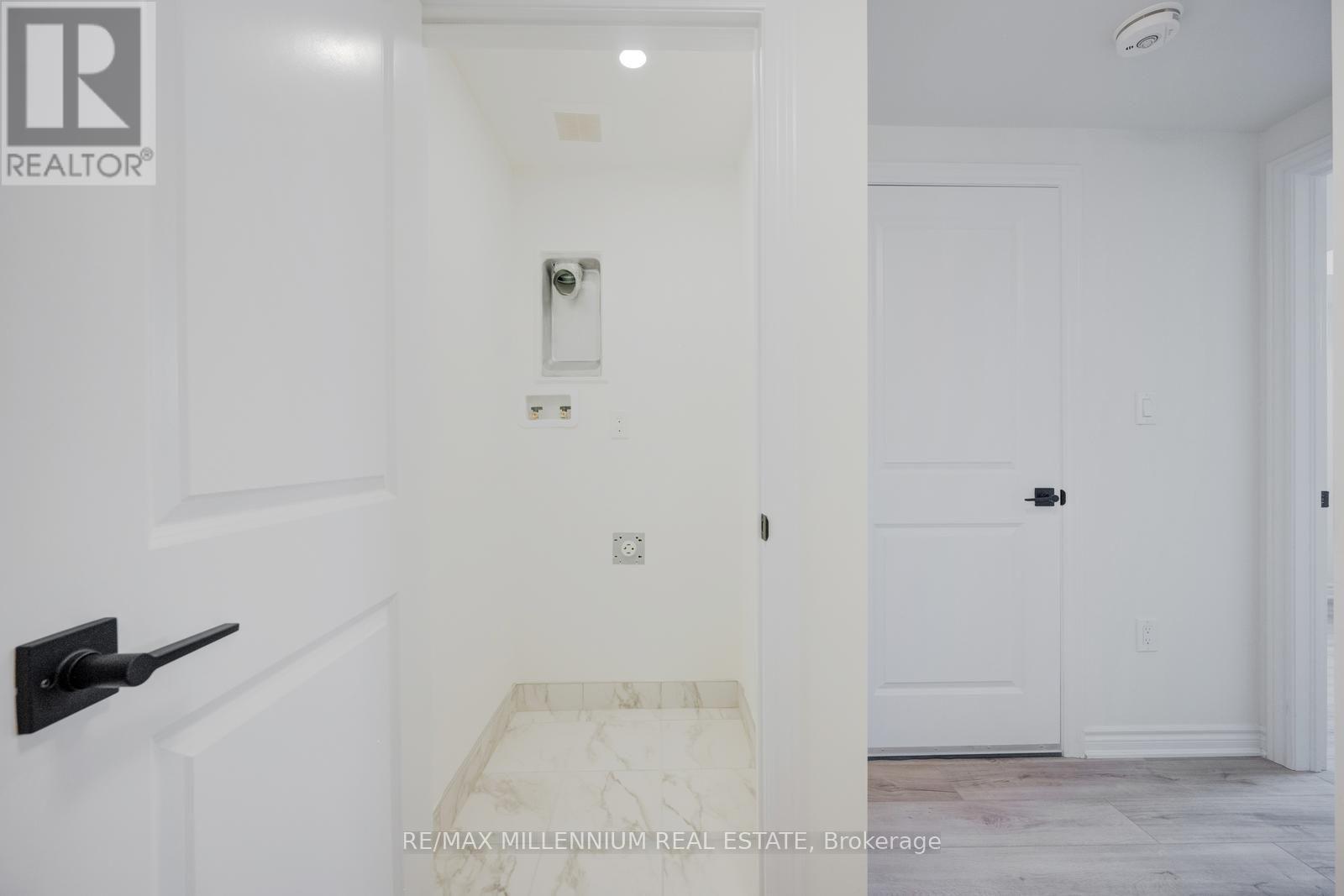 Main - 50 Thornbird Crescent, Brampton, Ontario  L7A 0B8 - Photo 32 - W13866584