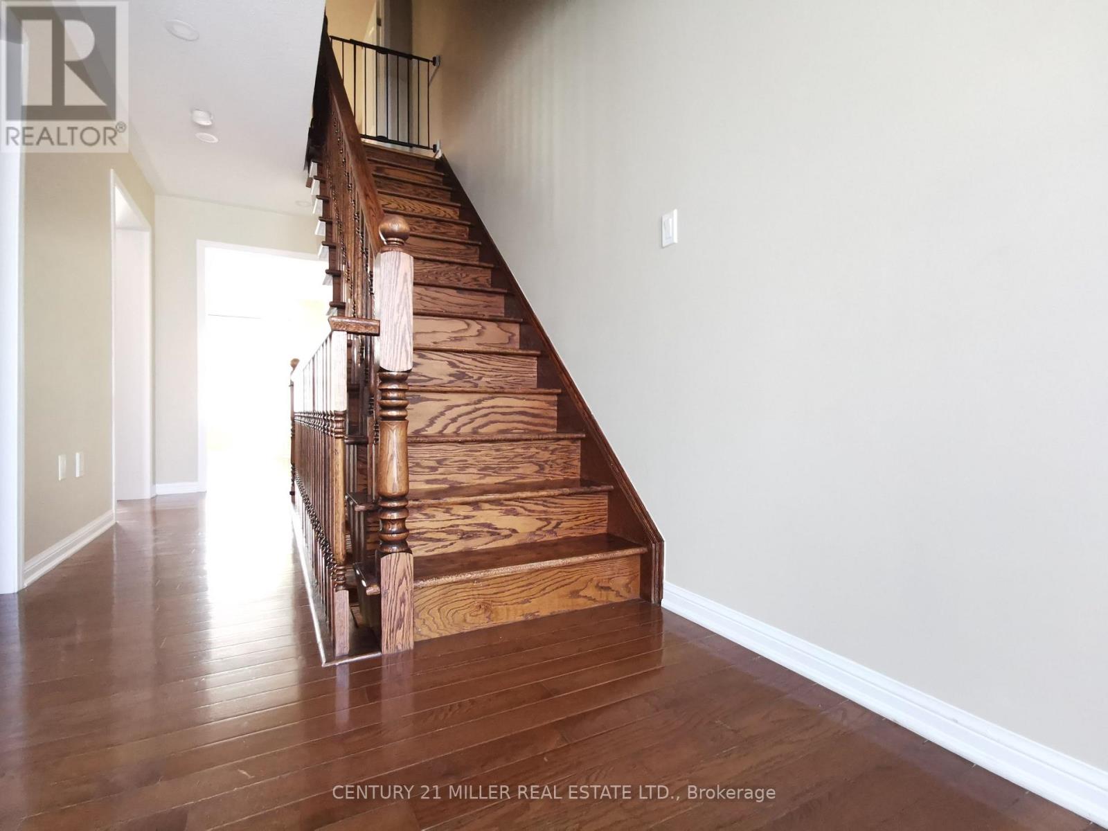 670 Holly Avenue, Milton, Ontario  L9T 0G2 - Photo 6 - W13866590