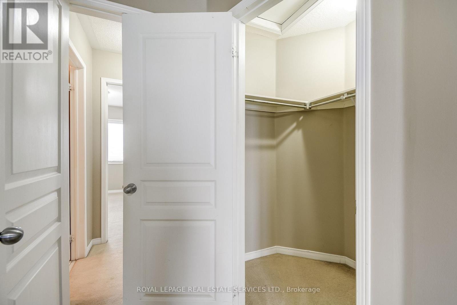 Furnished - 2353 Saddlecreek Crescent, Oakville (Wm Westmount), Ontario  L6M 5J7 - Photo 18 - W13866648