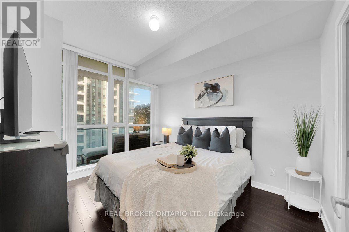 805 - 4065 Brickstone Mews, Mississauga, Ontario  L5B 0G3 - Photo 7 - W13866790