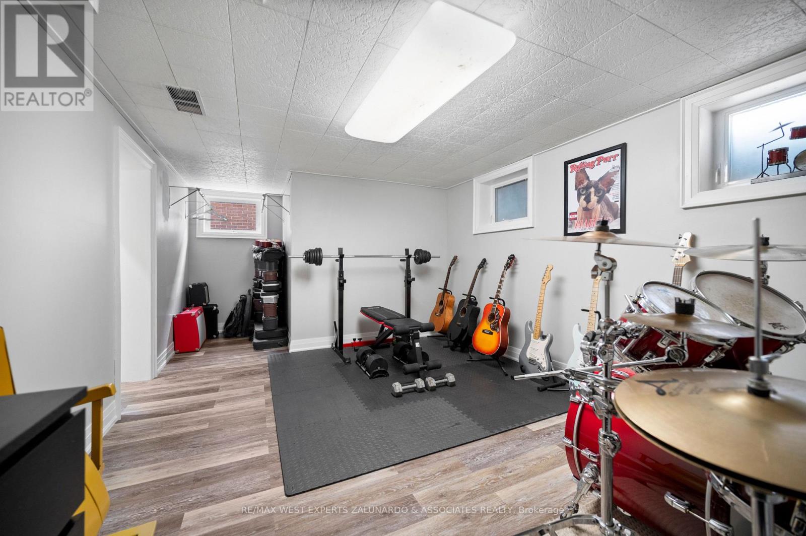 56 Roxaline Street, Toronto, Ontario  M9P 2Y9 - Photo 43 - W13866804
