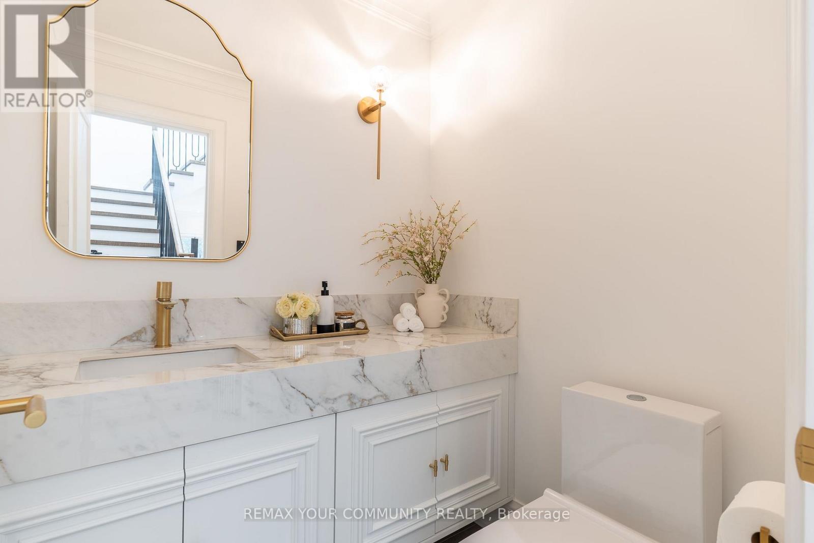 263 Linsmore Crescent, Toronto, Ontario  M4J 4L6 - Photo 21 - E13866696