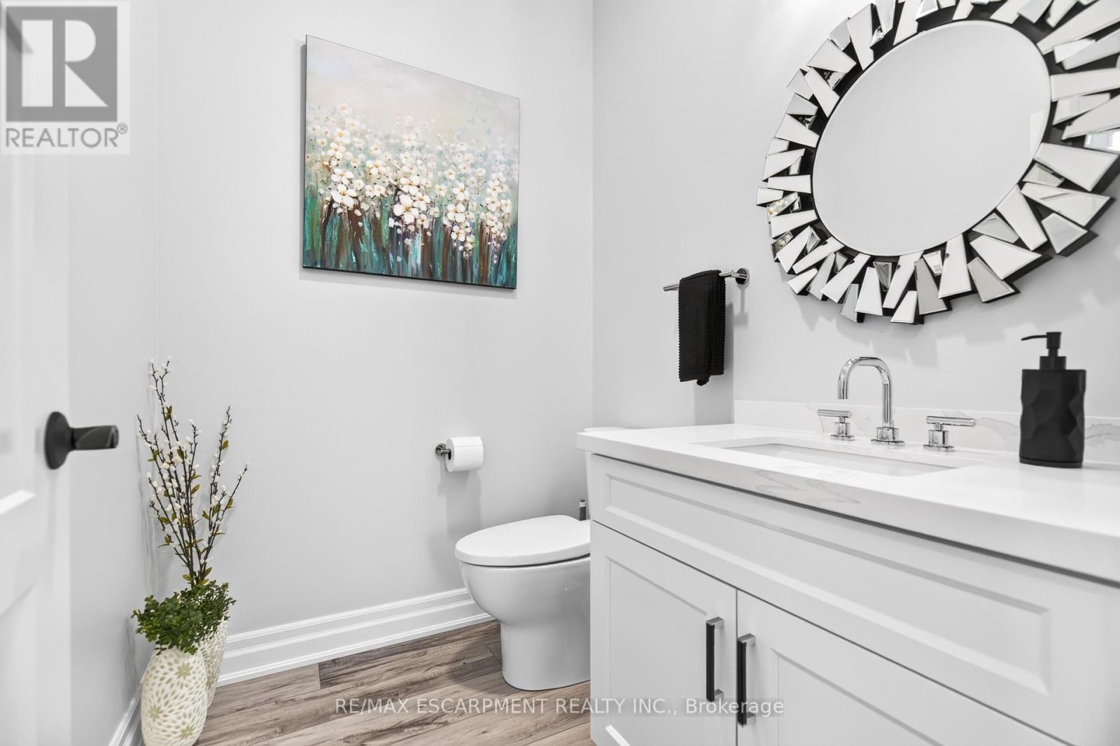 4237 Manson Lane, Lincoln, Ontario  L0R 1G0 - Photo 8 - X13866540