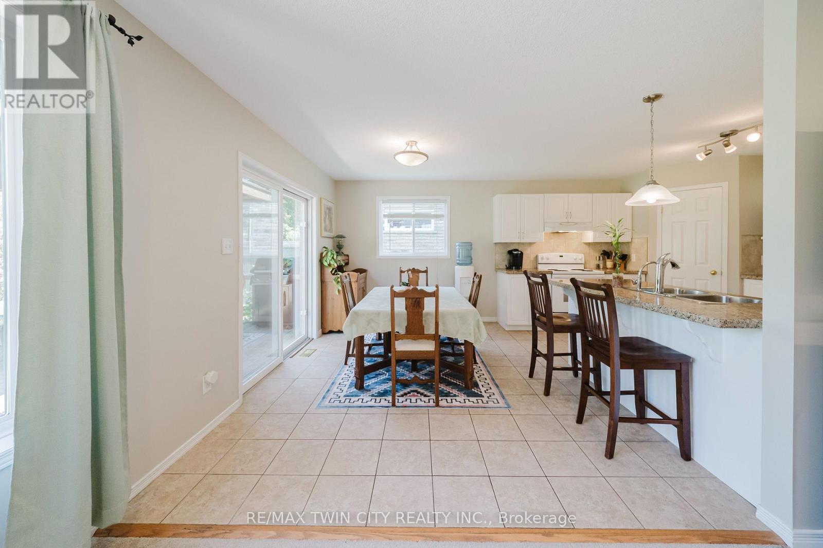 24 Joseph Lichti Lane, Wilmot, Ontario  N3A 4S3 - Photo 12 - X13866578