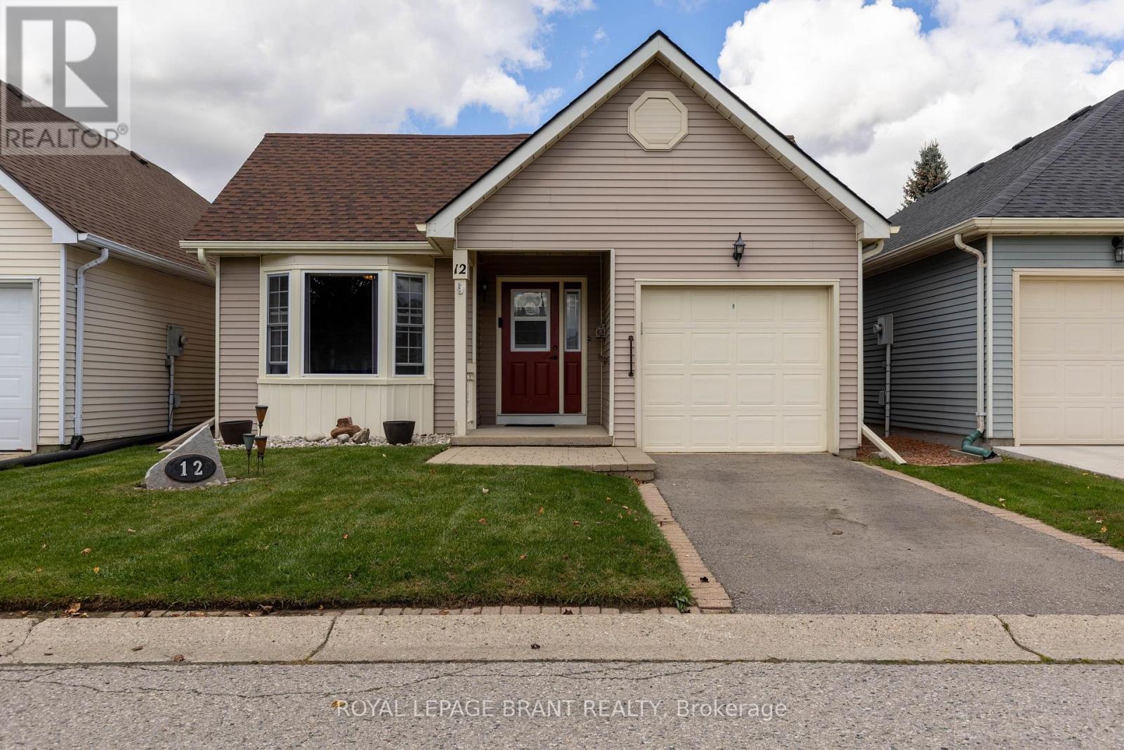 12 Hawkins Crescent, Tillsonburg, Ontario  N4G 5K7 - Photo 1 - X13866632
