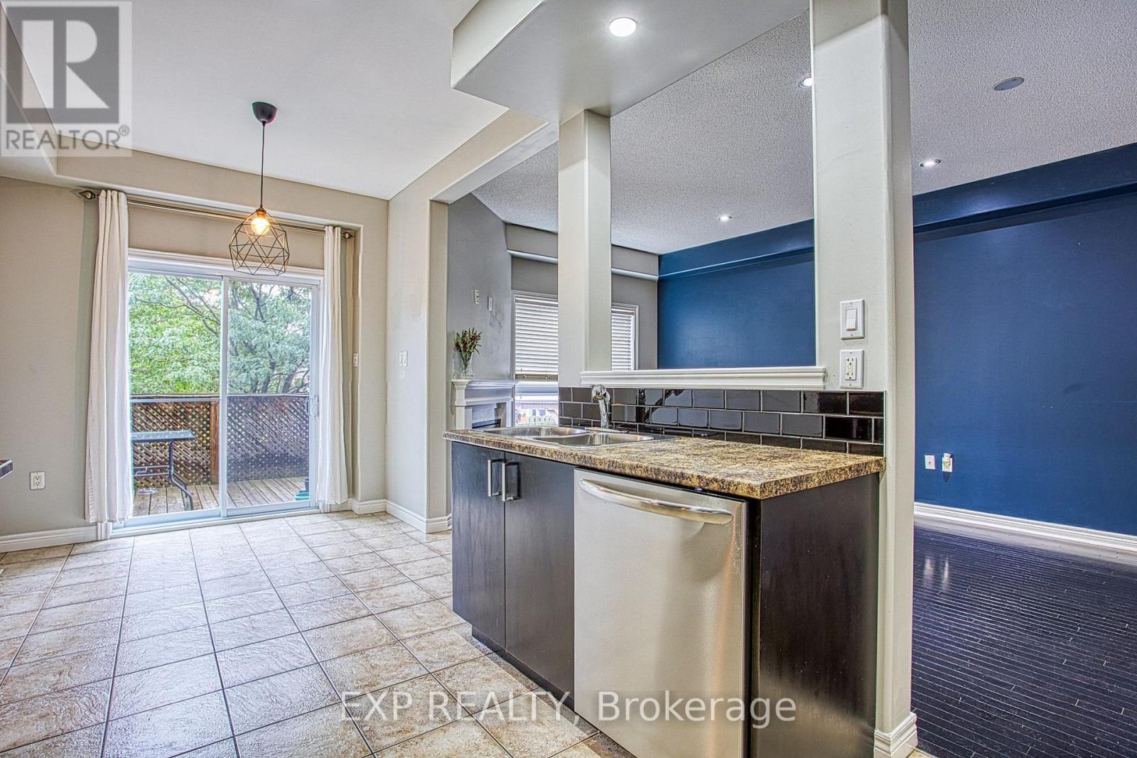 Main - 52 Dartmouth Gate, Hamilton, Ontario  L8E 0B9 - Photo 13 - X13866692