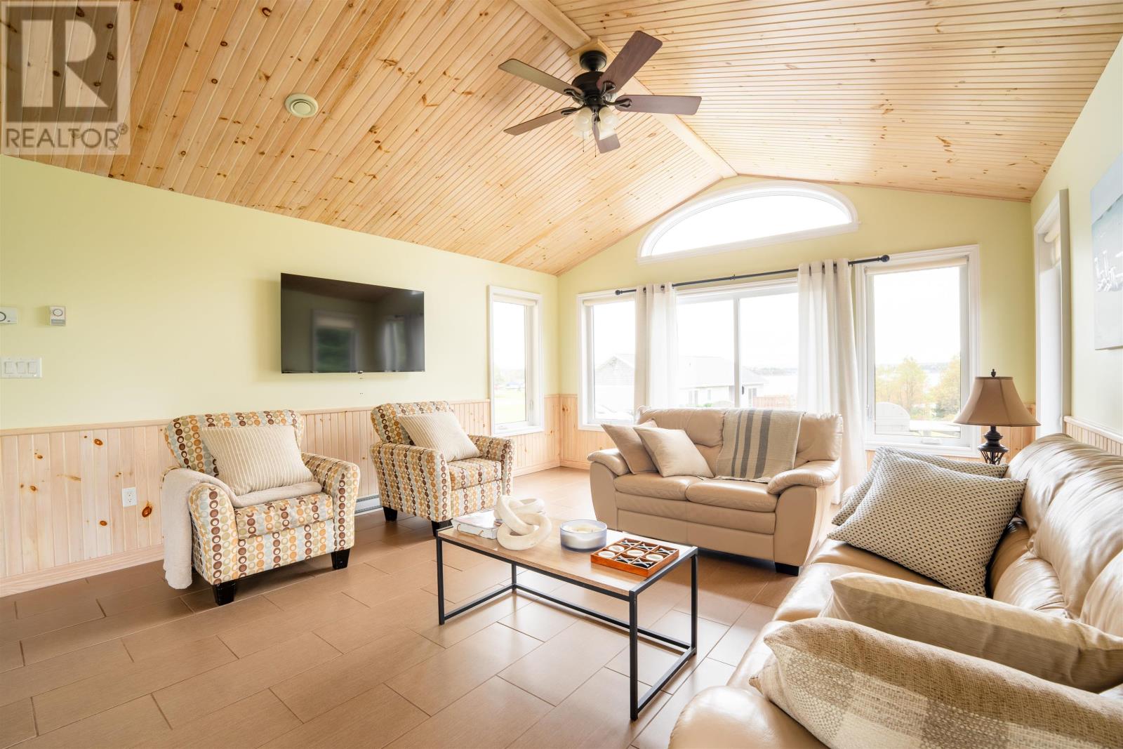 25 Burns Avenue, Stanley Bridge, Prince Edward Island  C0A 1E0 - Photo 20 - 202625241