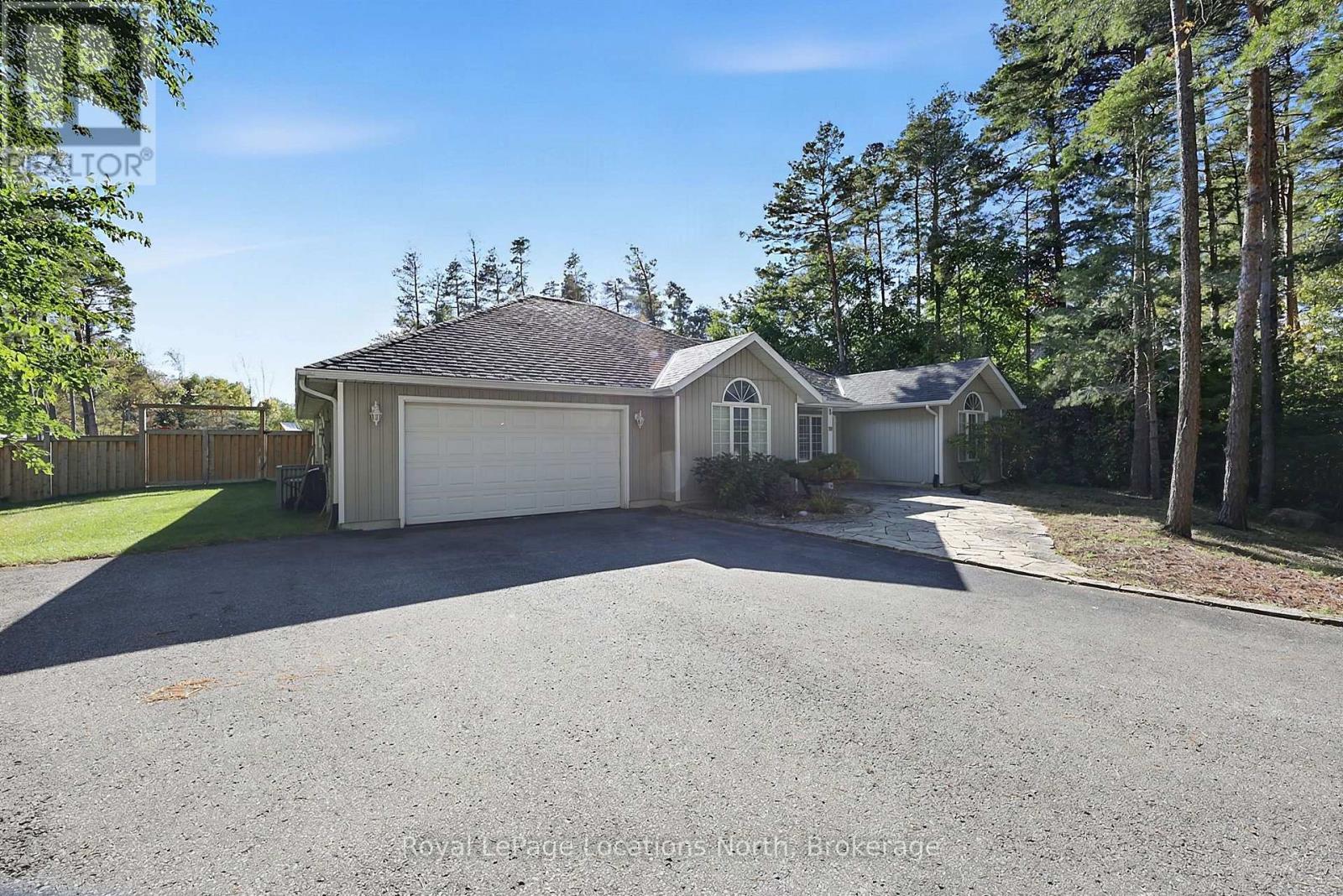 39 Forest Drive, Collingwood, Ontario L9Y 4W7 - Photo 3 - S13862322