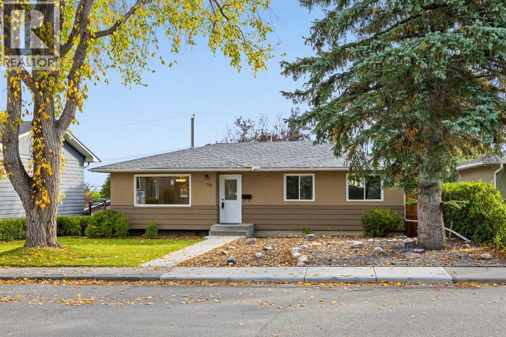 48 Selkirk Drive Sw, Calgary, Alberta  T2W 0M2 - Photo 2 - A2349584