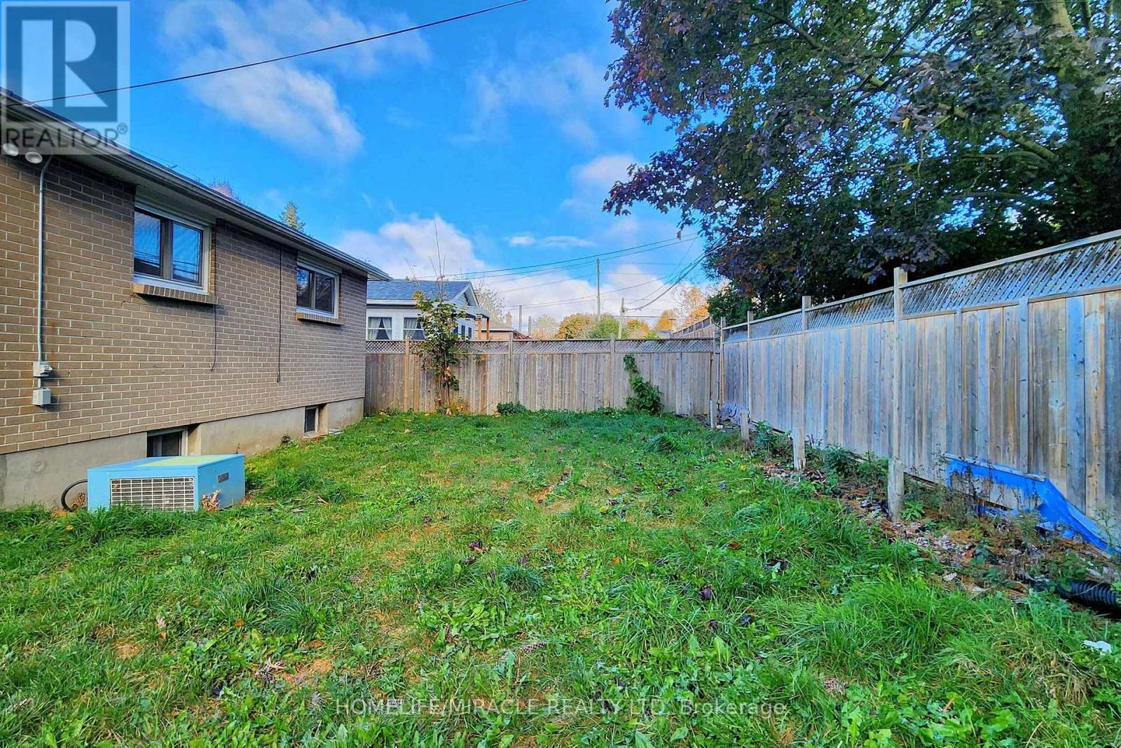 Main Floor - 253 Wilson Road N, Oshawa, Ontario  L1G 6E3 - Photo 28 - E13865010