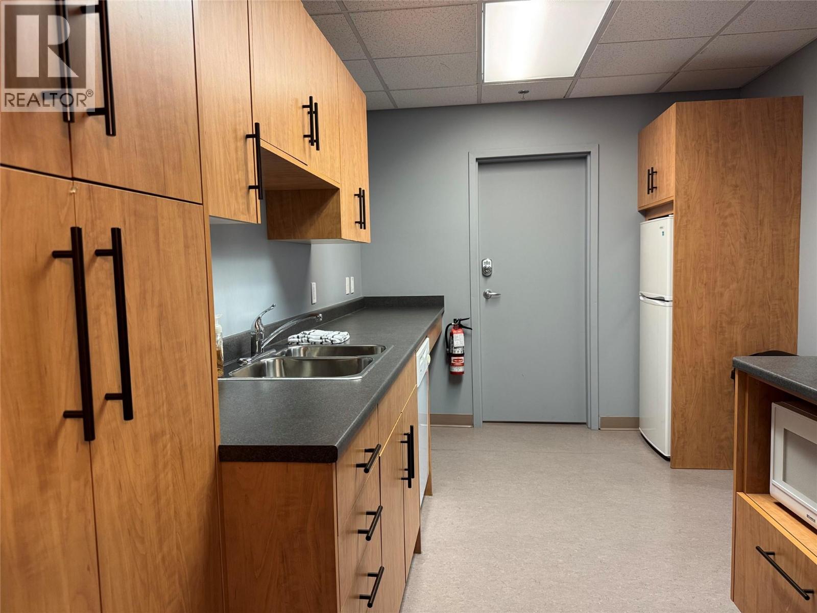 13615 Victoria Road N Unit# 104