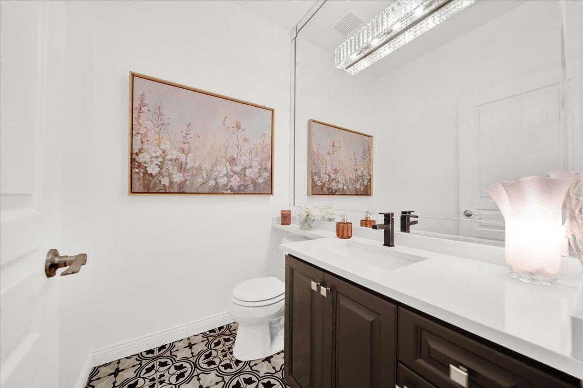 2942 147a Street, Surrey, British Columbia  V4P 3H2 - Photo 8 - R3171789