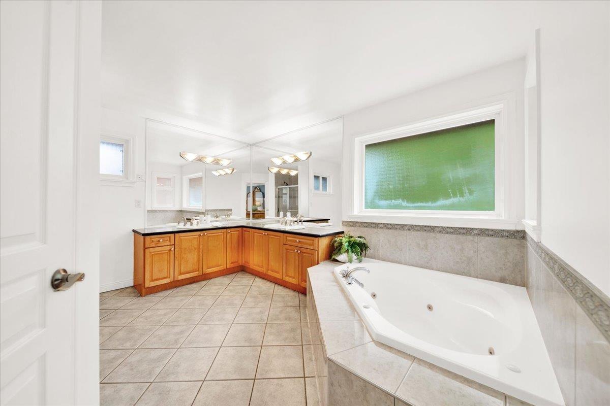 2942 147a Street, Surrey, British Columbia  V4P 3H2 - Photo 16 - R3171789